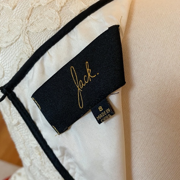 Adorable cream dress with mock Peter Pan collar - Picture 5 of 7